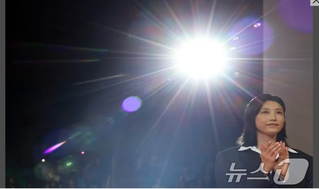 庄队的, 她现在才如 庄队的, 她现在才如